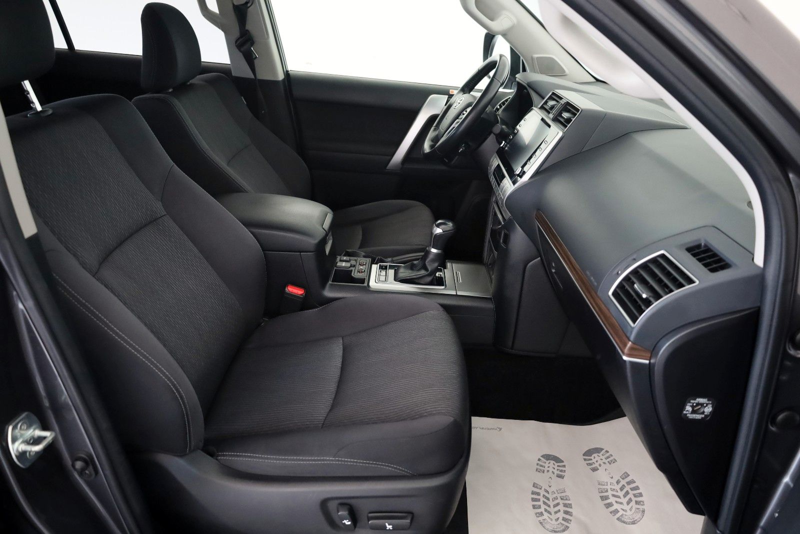 Fahrzeugabbildung Toyota Land Cruiser Comfort,Kamera,LED, CarPlay,SH,AHK