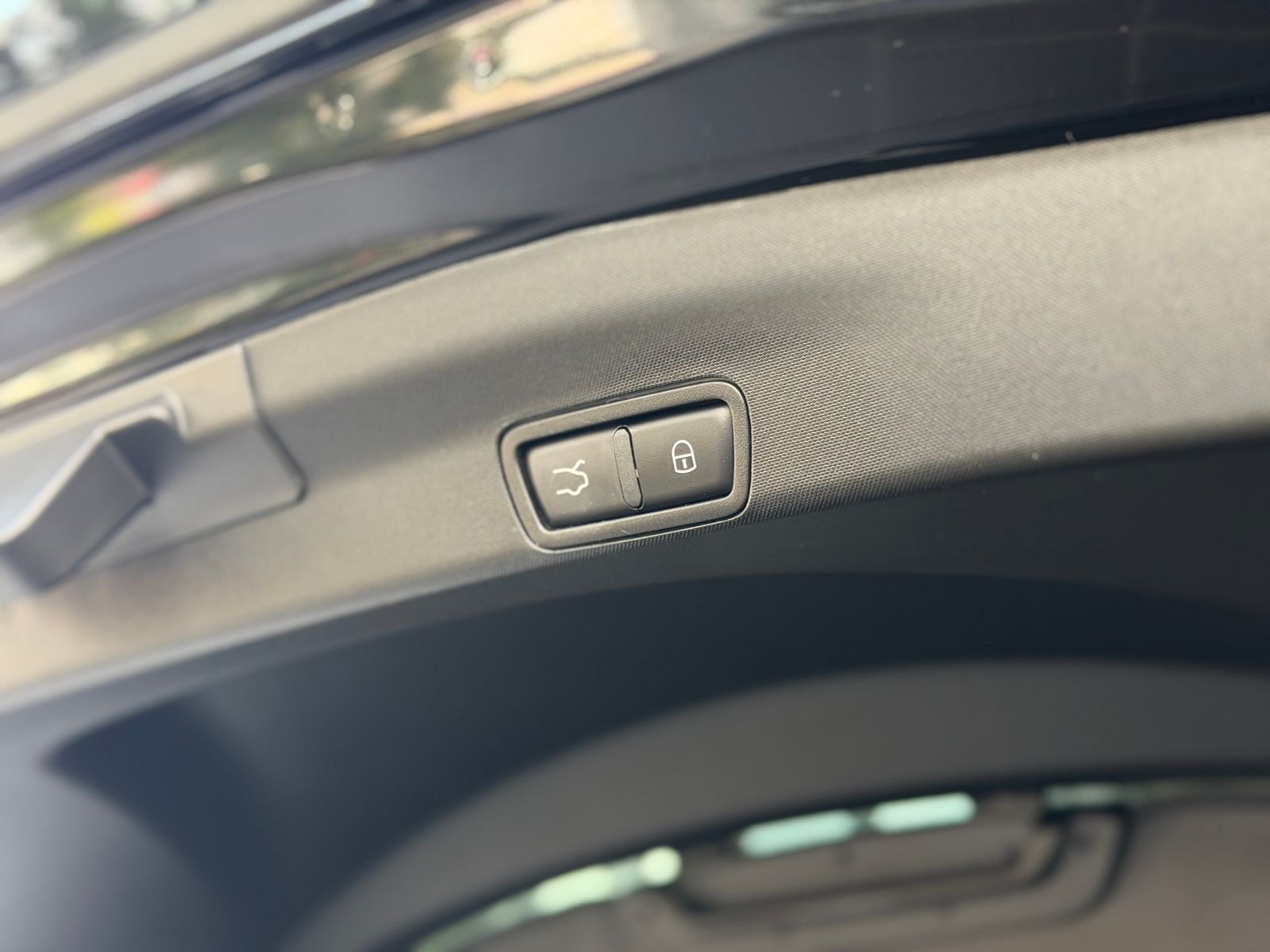 Fahrzeugabbildung Alfa Romeo Stelvio Veloce Ti Q4 H/K BI-XEN NAV RFK 21"
