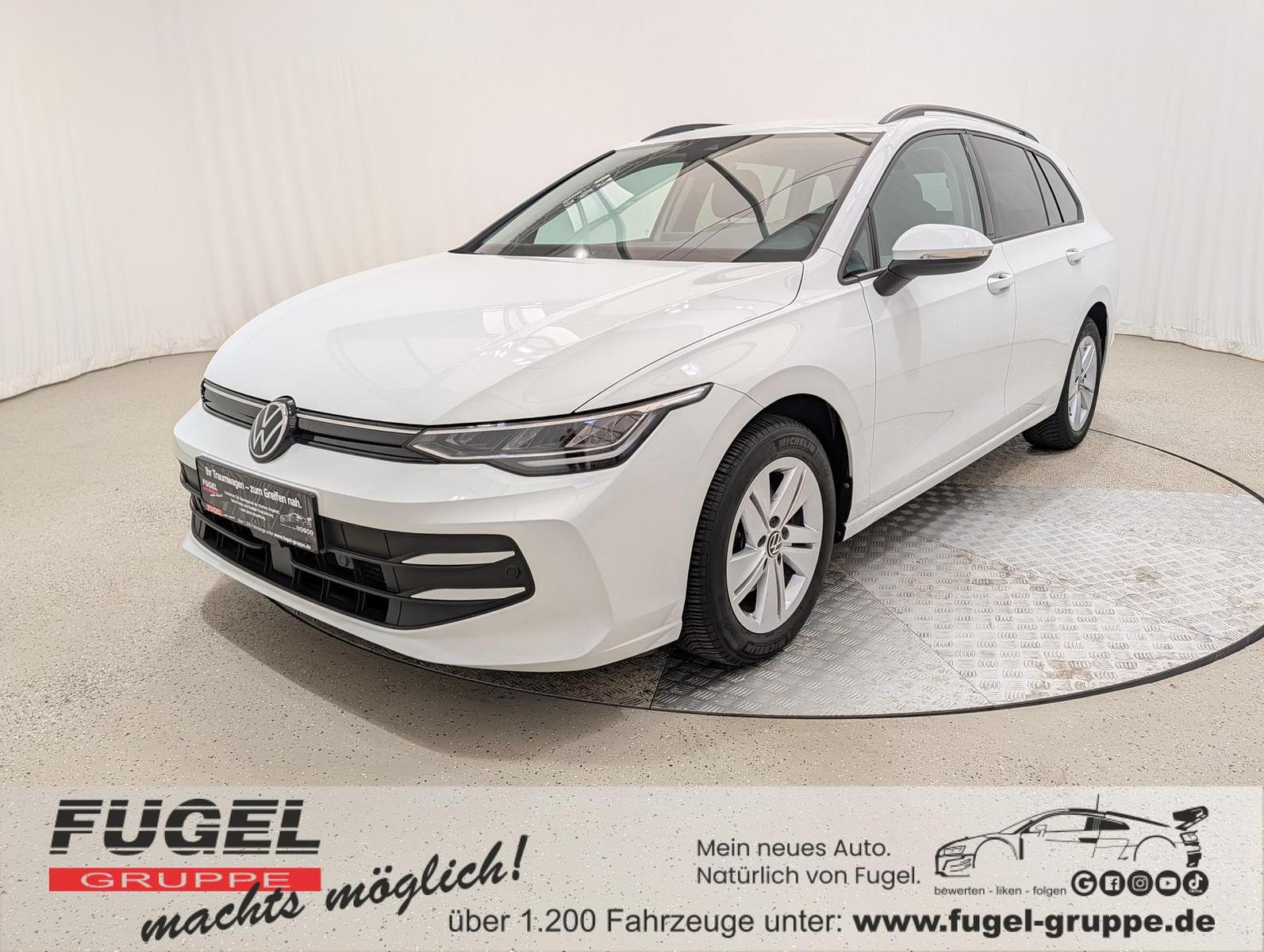 Volkswagen Golf Variant 1.5 eTSI DSG Life ACC Winter App