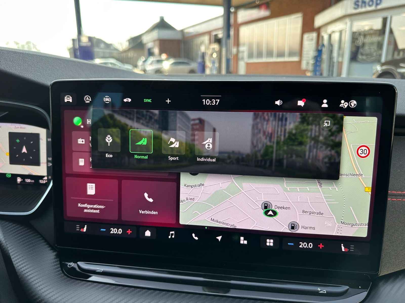 Fahrzeugabbildung SKODA Octavia Combi RS 2.0 TSI Matrix/Pano/Navi/ACC