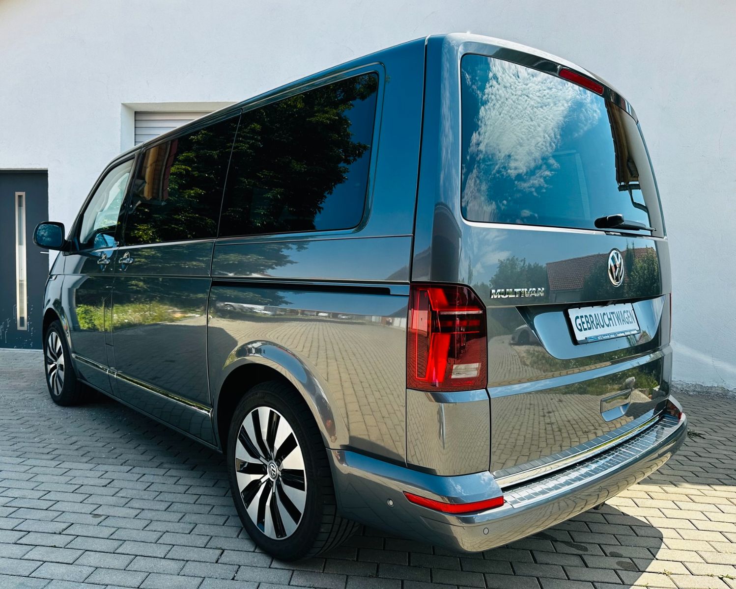 Volkswagen T6.1 Multivan 2.0 TDI DSG NAV,LED,SHZ,AHK imagem 2