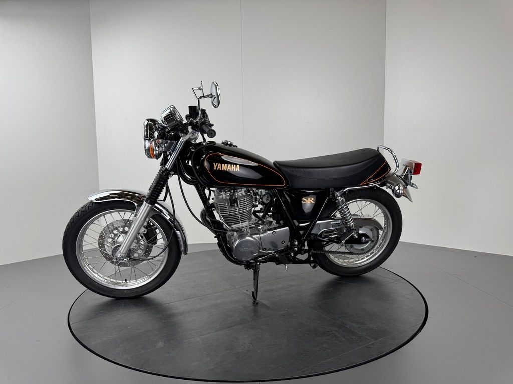 Fahrzeugabbildung Yamaha SR 400 *TOP-ZUSTAND *SERVICE NEU