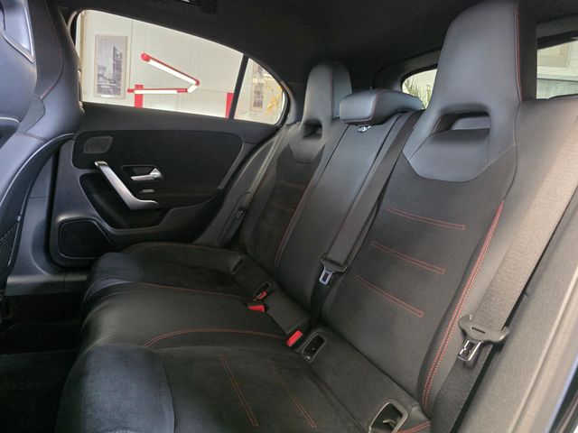 MERCEDES-BENZ A 220 — Foto 27