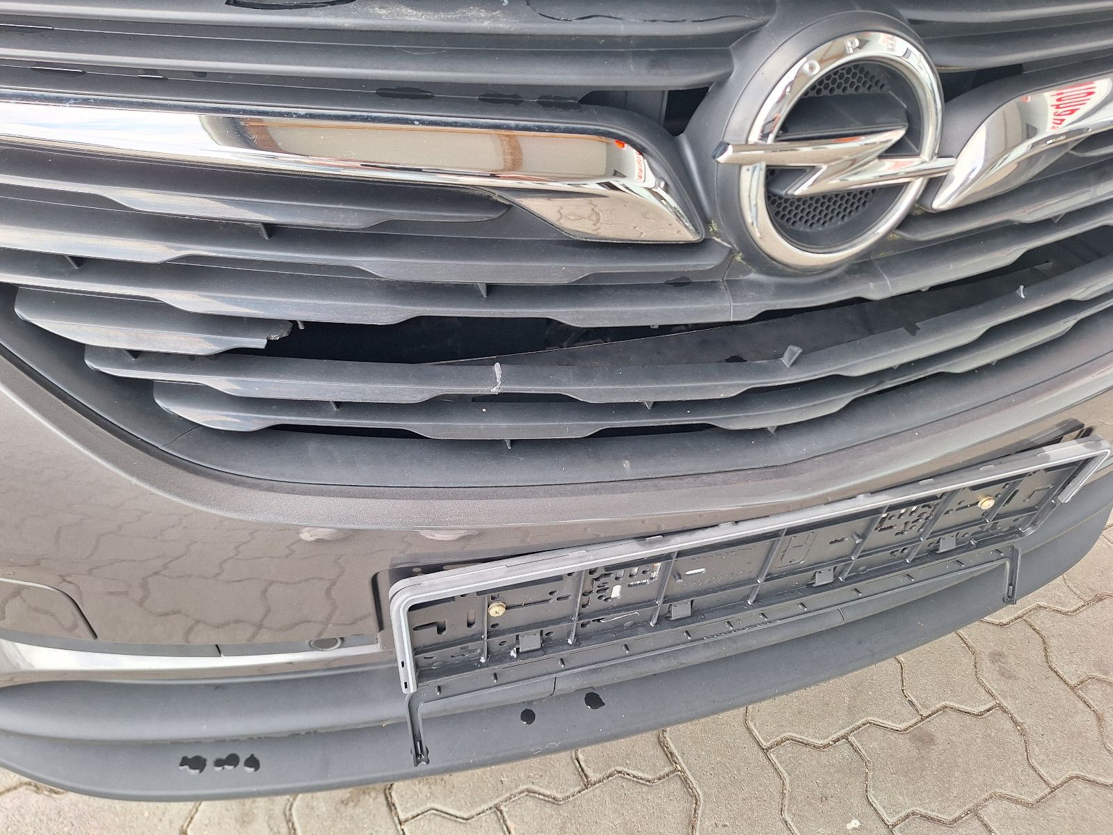 Fahrzeugabbildung Opel Grandland (X) Edition