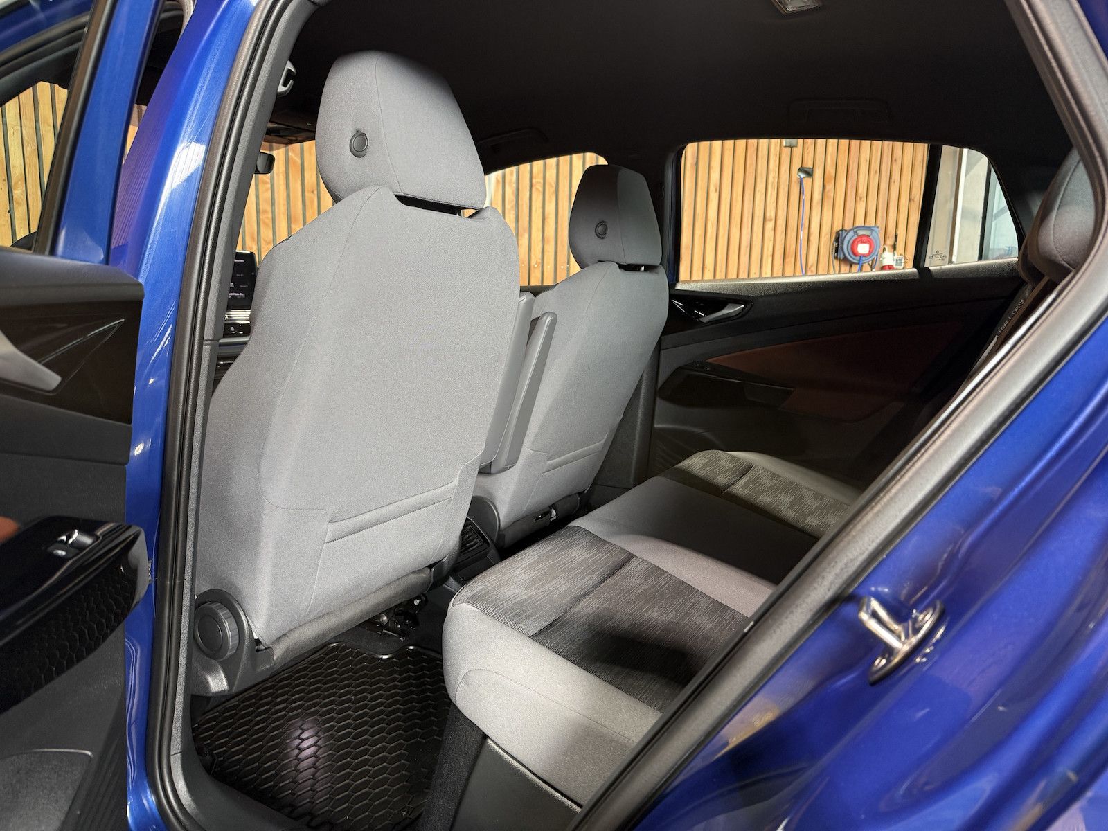 Volkswagen ID.5 Pro Performane Navi*AHK*ACC*LED*Kam*Keyless foto 14