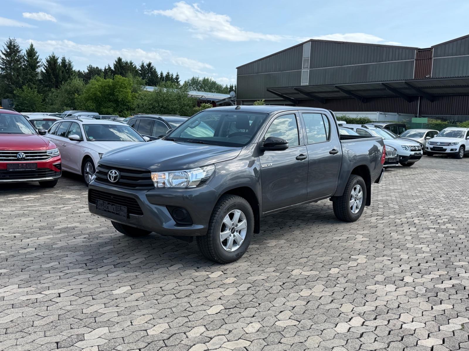 Toyota Hilux Double Cab Duty Comfort 4x4 TÜV NEU*