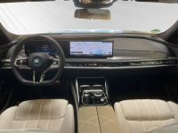 BMW 750 - Vorschau Bild 10