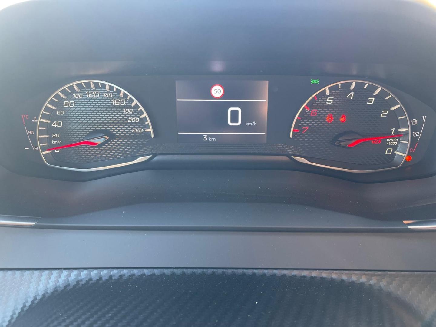 Peugeot 2008 Style Navi LED Apple CarPlay Android Auto K