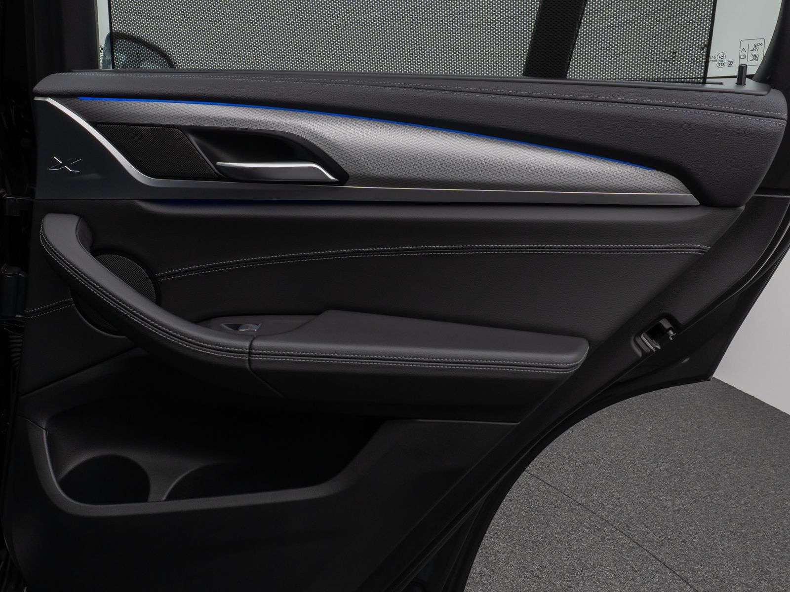 Fahrzeugabbildung BMW X3 M40i Panorama Kamera HUD DAB HiFi AHK Komfort