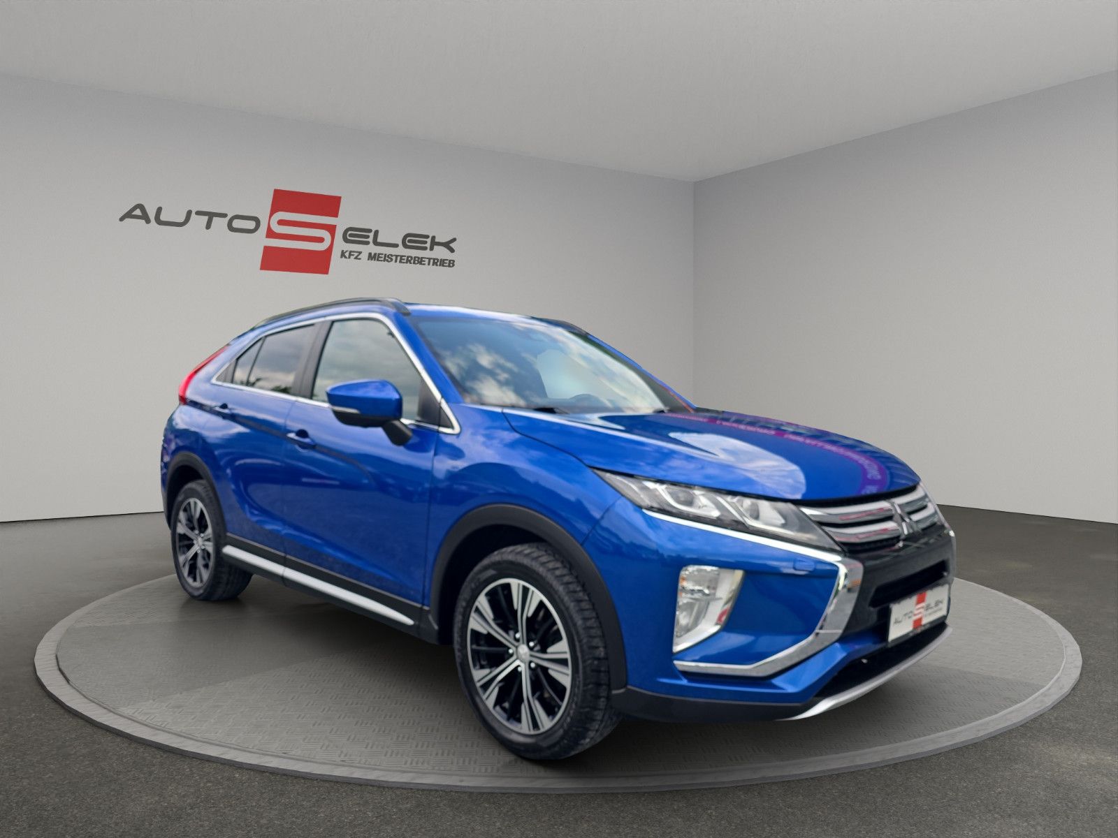 Fahrzeugabbildung Mitsubishi Eclipse Cross Spirit+ 4WD LED SPUR  AHK
