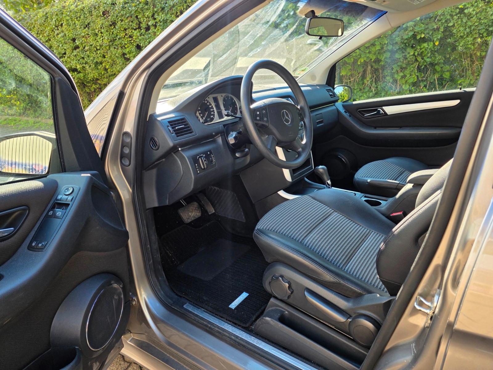 Mercedes-Benz B170 2006 — photo 10