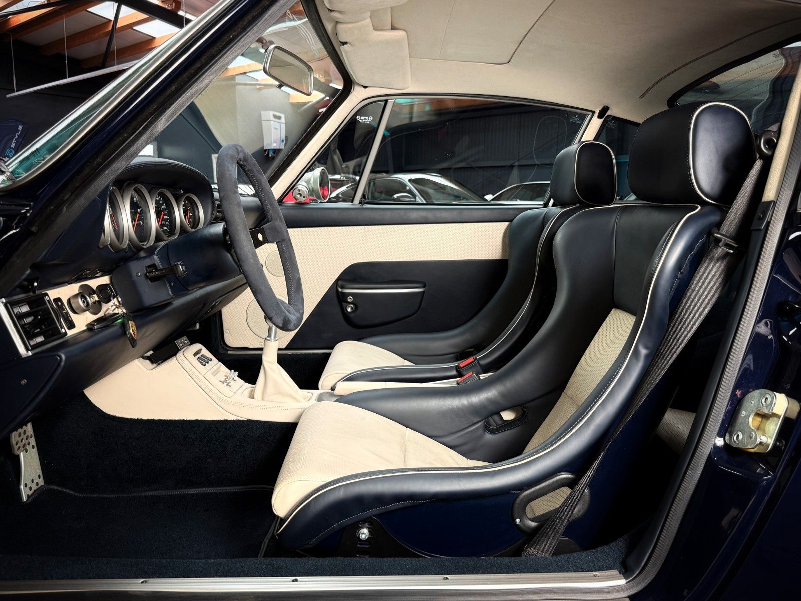 Fahrzeugabbildung Porsche 911 RSR Hommage 964 Backdate + 3.8l + 1.198 km