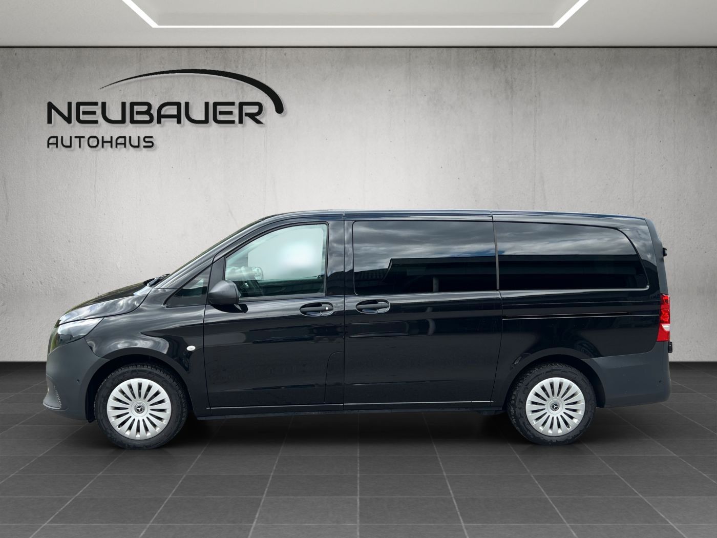 Mercedes-Benz Vito 116 CDI 4x4 Tourer PRO Lang DAB MBUX PTS imagem 3