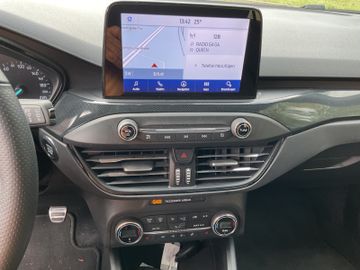 Ford Focus - 12