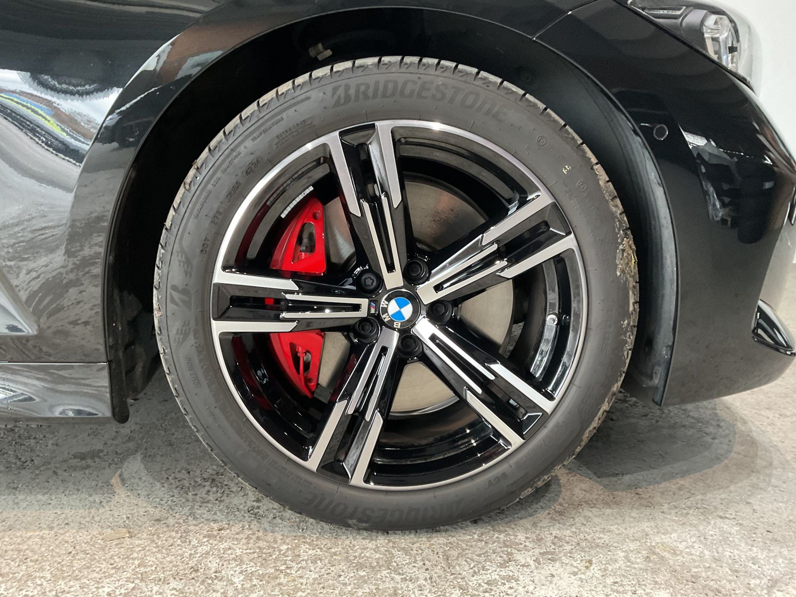 Fahrzeugeinzelansicht 16 Fahrzeugabbildung BMW M340d xDrive Touring HK HiFi DAB LED Pano.Dach