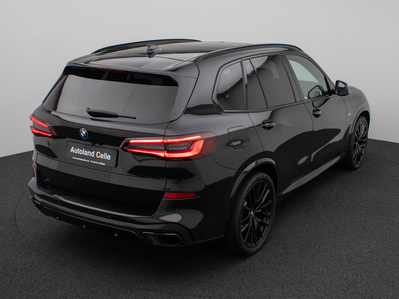 Fahrzeugabbildung BMW X5 xD30d M Sport Panorama 360°Laser HUD DAB HiFi