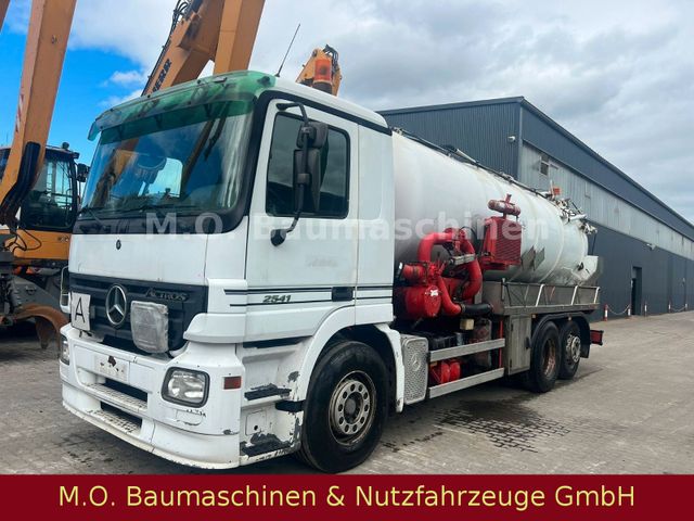 Mercedes-Benz Actros 2541 / Saug & Spühlwagen Kroll /13.000L
