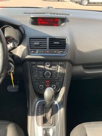 Bild 11 Opel Meriva B Edition AUTOMATIK