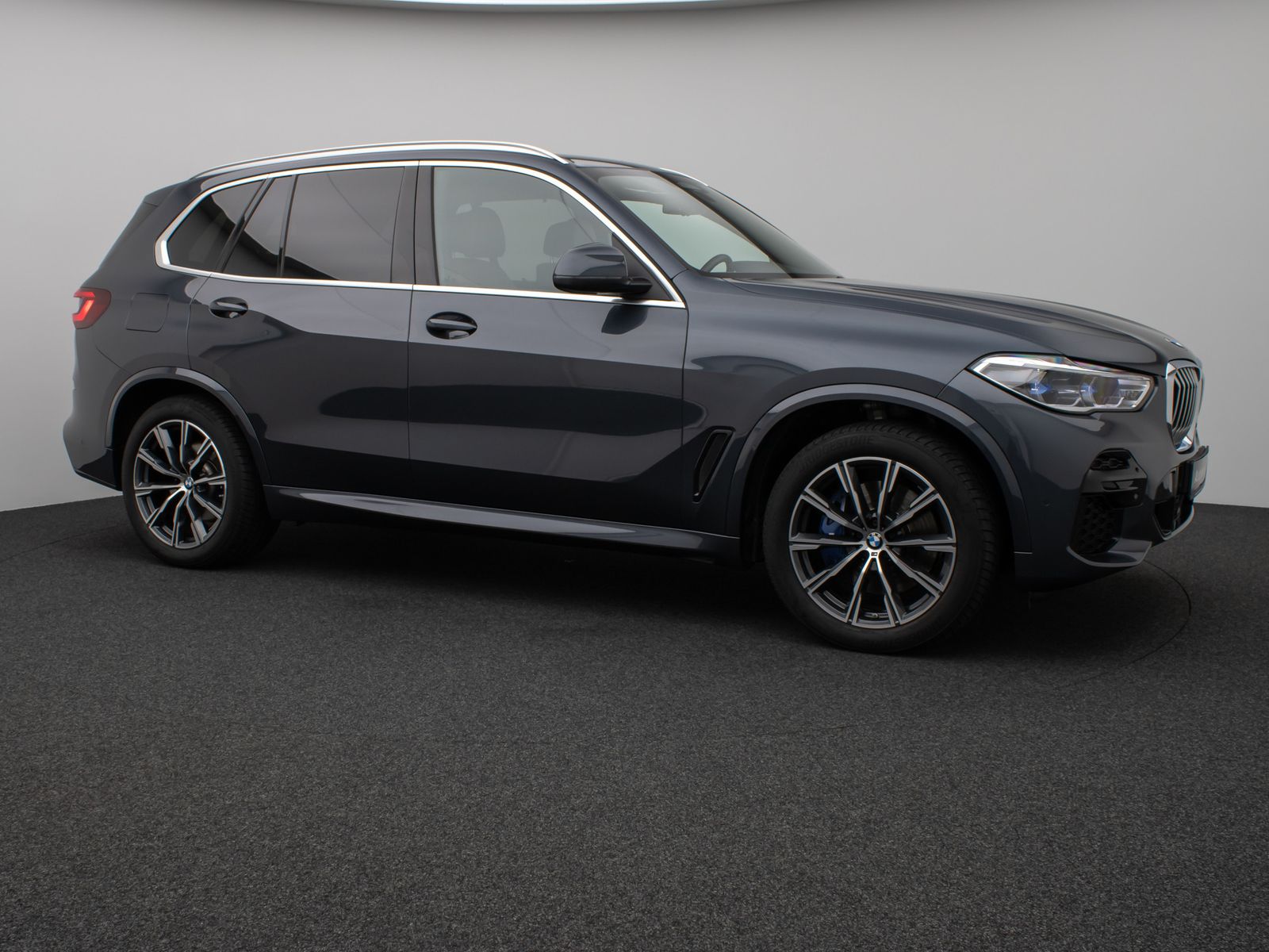 Fahrzeugabbildung BMW X5 xD30d M Sport Laser DAB HiFi AHK DiplayKey