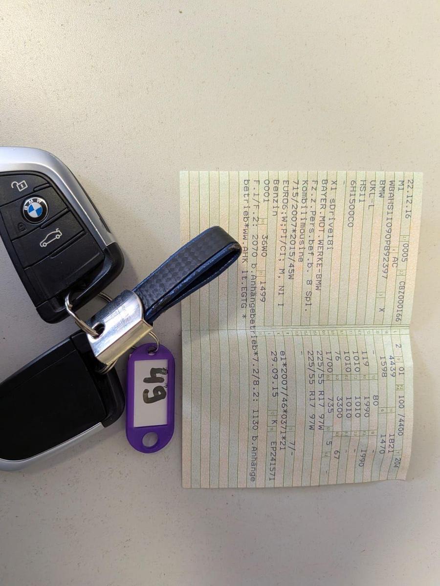 BMW X1 sDrive 18 i Advantage 1.5 12V Unfallschaden