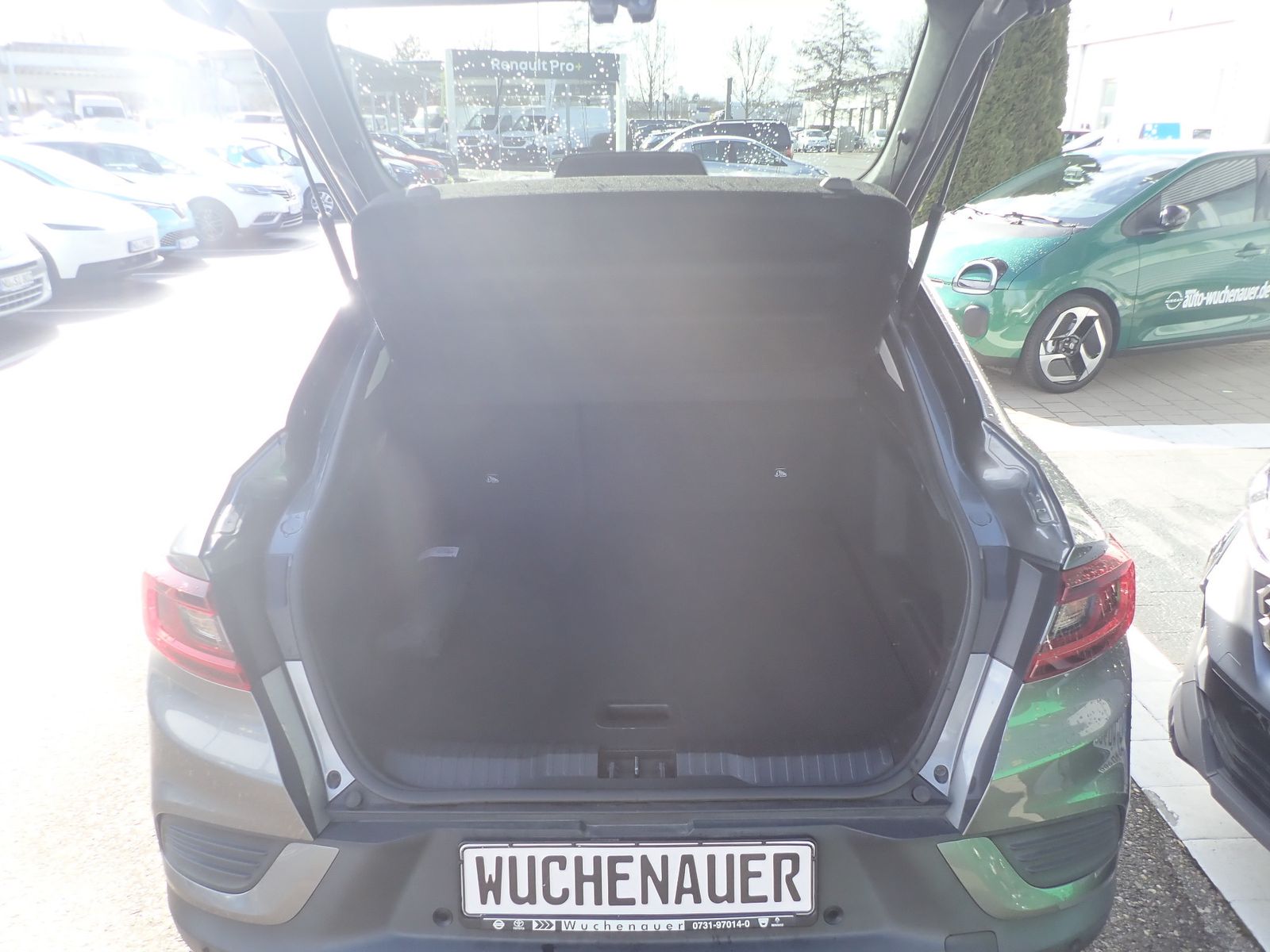 Fahrzeugabbildung Renault Arkana Intens E-TECH 145