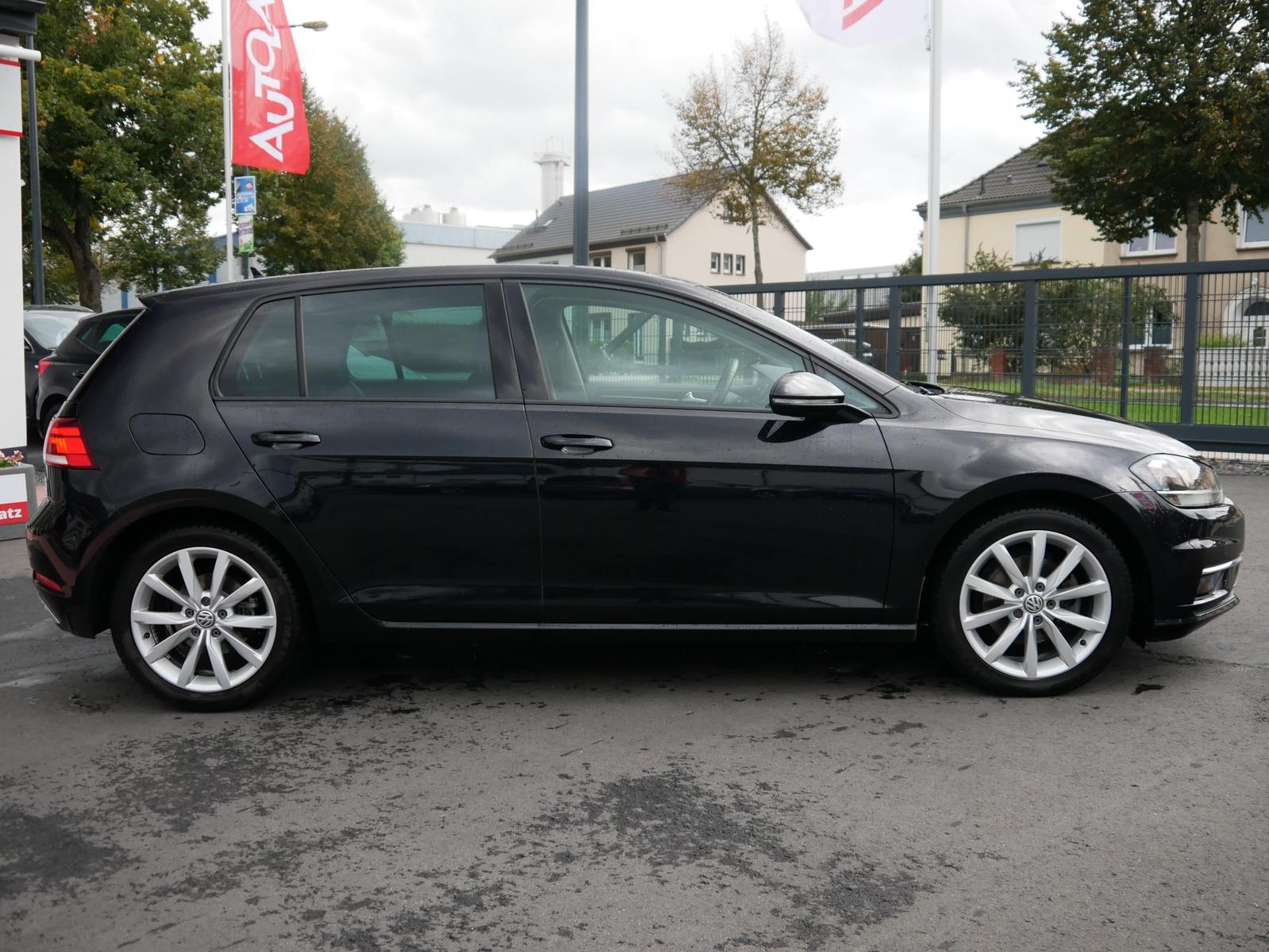 Volkswagen Golf VII 1.5 TSI Highline Navi ACC Kamera PDC