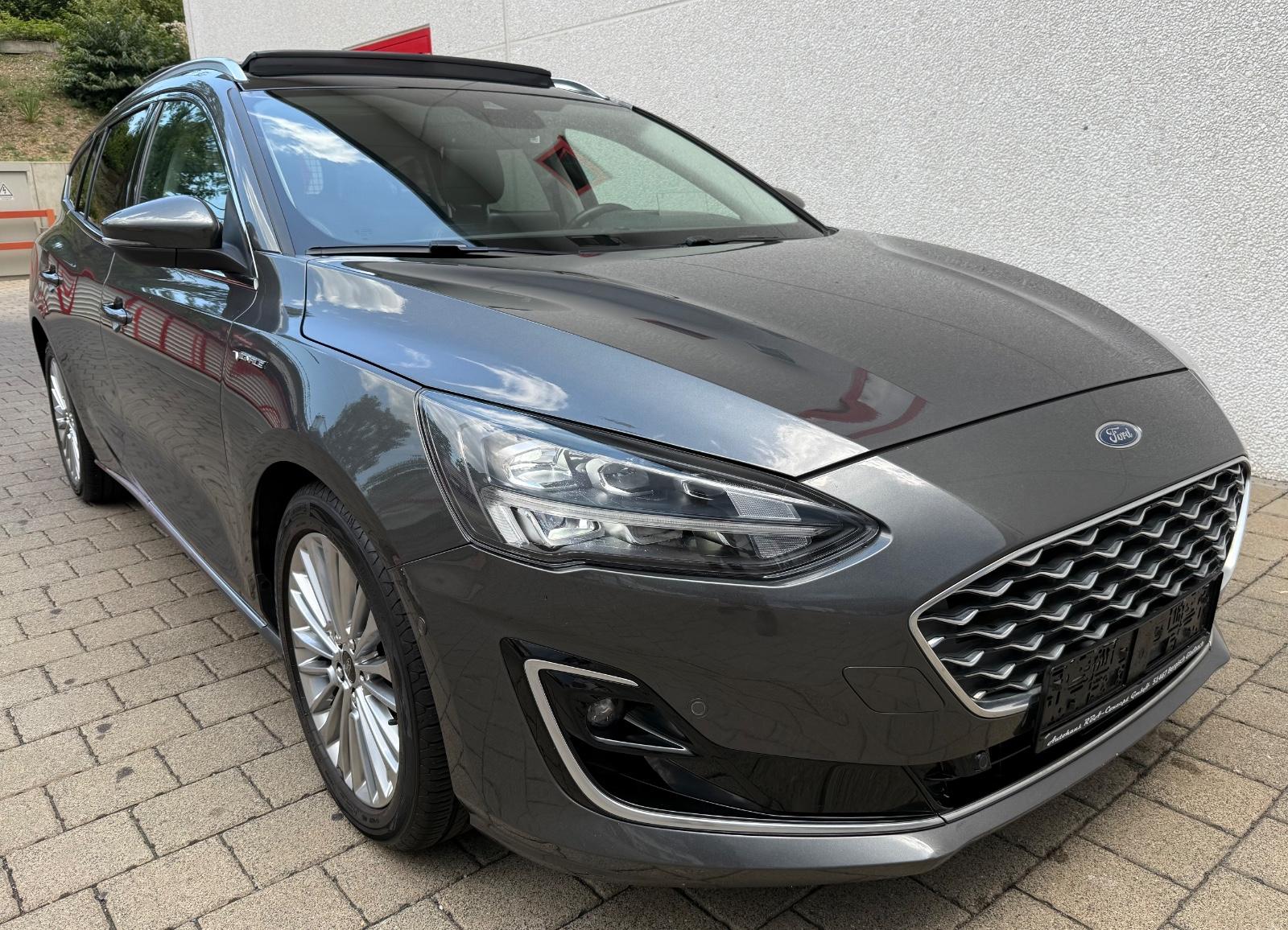 Ford Focus Turnier Vignale Panorama,LED,HeadUP,Shz