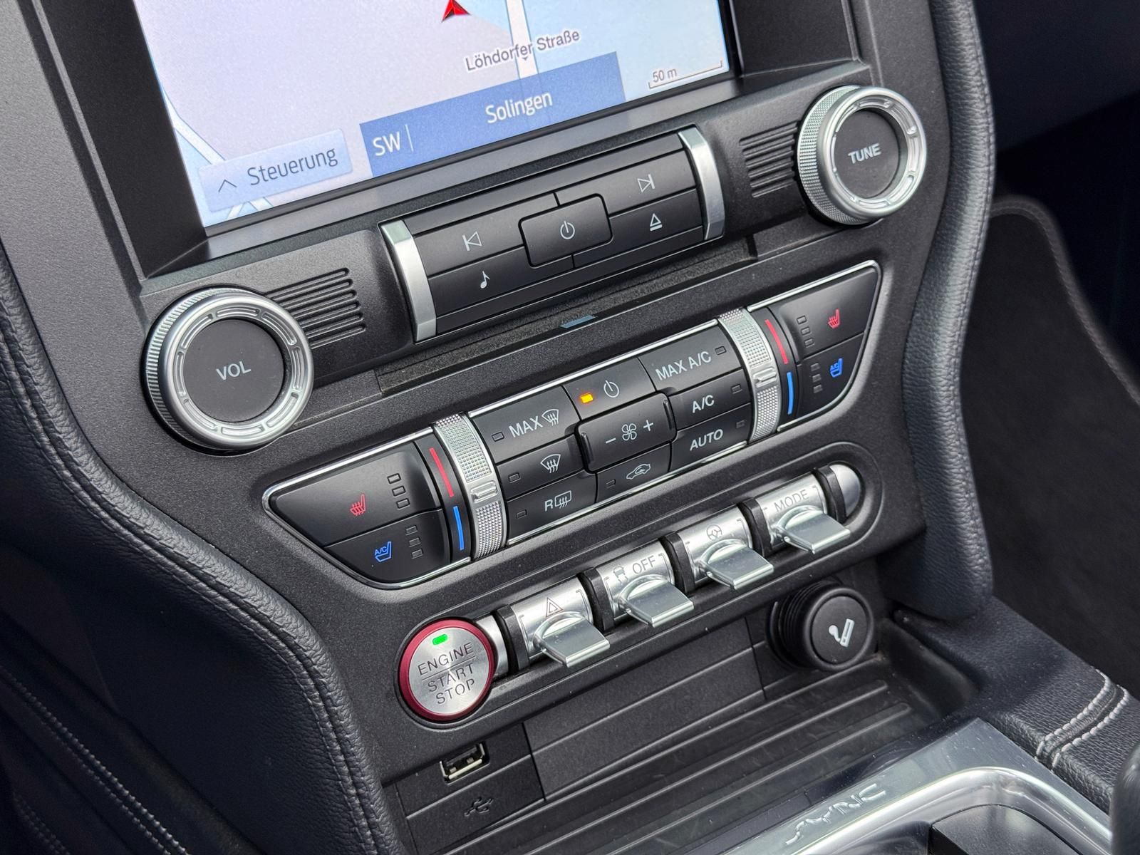 Fahrzeugabbildung Ford GT 5.0 CONVERTIBLE/B&O/KLAPPEN-AGA/55YEARS-EDIT