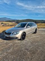 Skoda Superb 2.0 TDI 125kW DSG 4x4 Combi Elegance - Skoda Superb Elegance mit Diesel-Antrieb