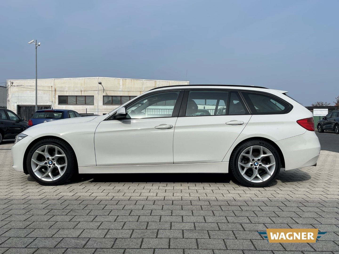 Fahrzeugabbildung BMW 320 d Touring Sitzheizung Tempomat Klimaautomati