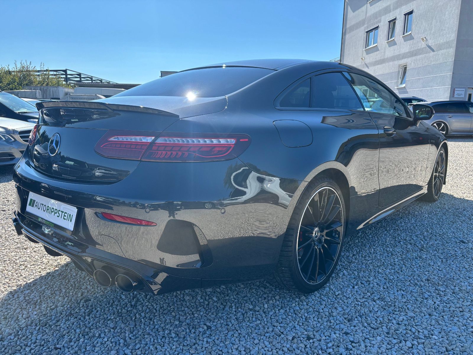 Mercedes-Benz E220d Coupé AMG Night Edition BURMESTER PANO foto 4
