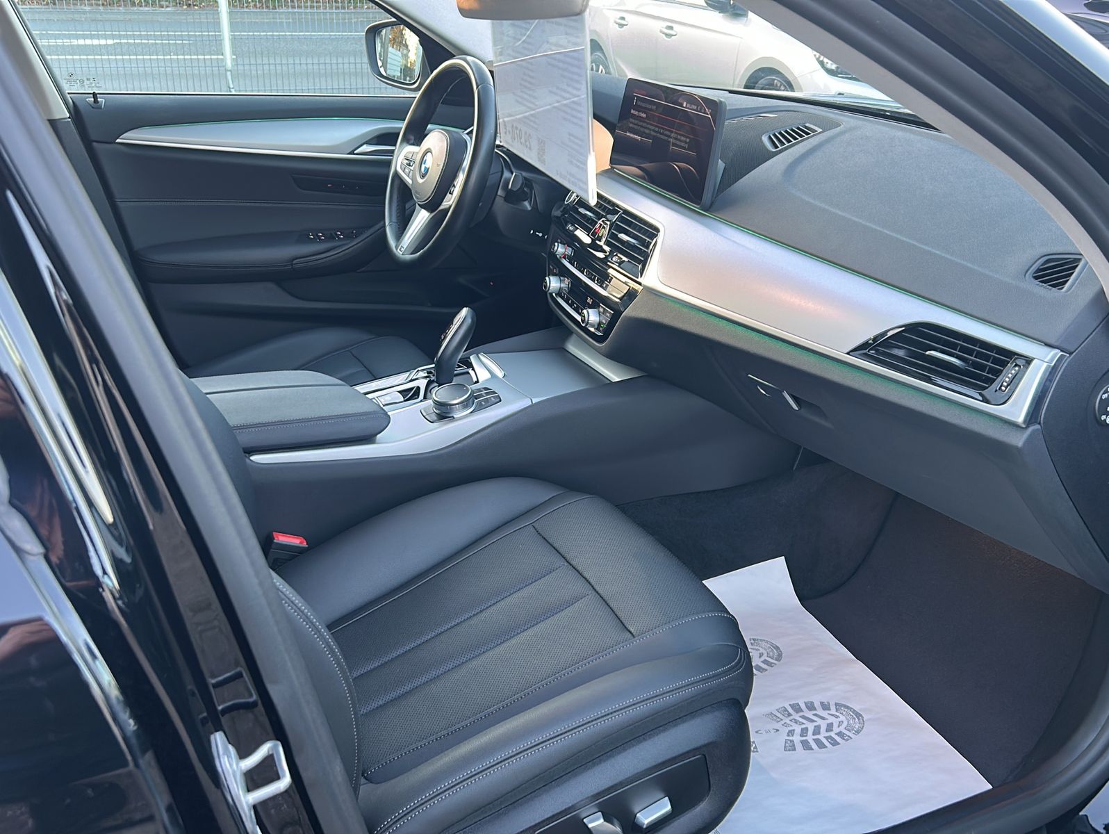 Fahrzeugabbildung BMW 520d Touring