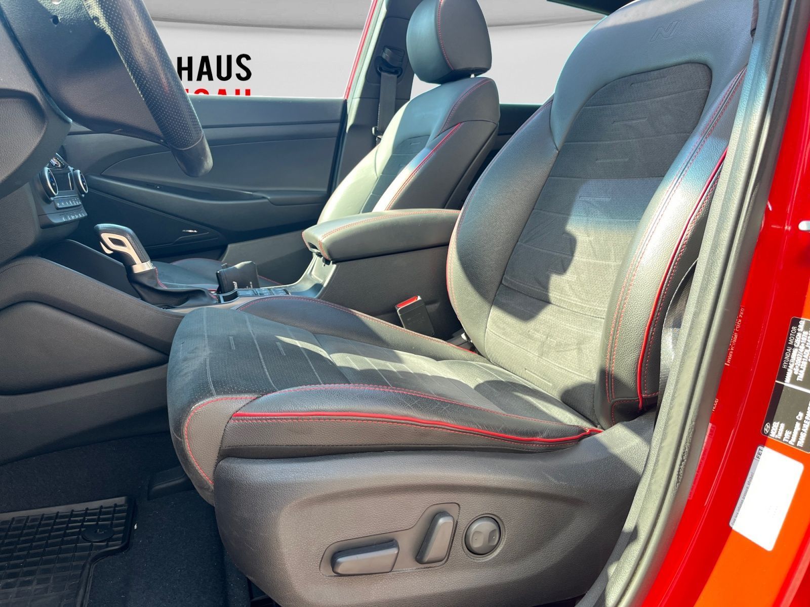 Fahrzeugabbildung Hyundai Tucson 2.0 CRDi DPF PANO N-LINE 4WD