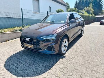 Audi Q8 - 12