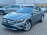 Mercedes-Benz GLA 250 7G 4Matic Panorama-Dach - scheckheftgepflegte Mercedes GLA 250