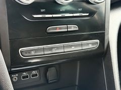 Fahrzeugabbildung Megane IV Grandtour Intens 1.3 TCe 140 EDC EU6d