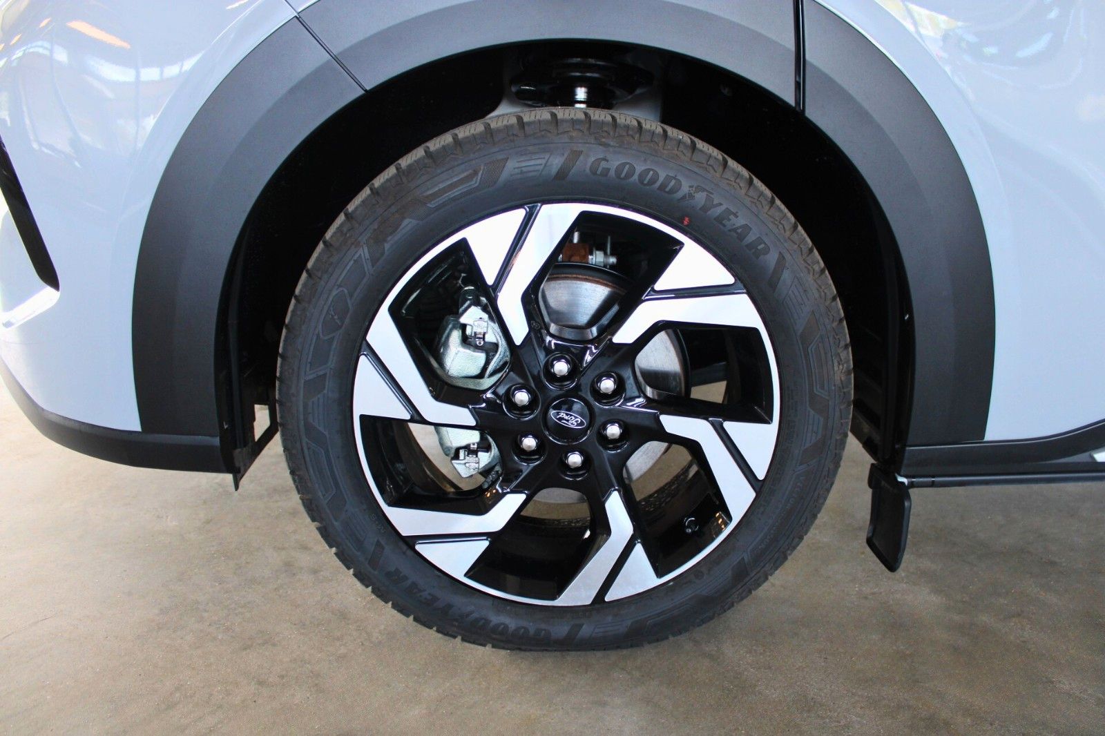 Fahrzeugabbildung Ford NUGGET L1 Active ALLRAD + Aufstelldach SOFORT
