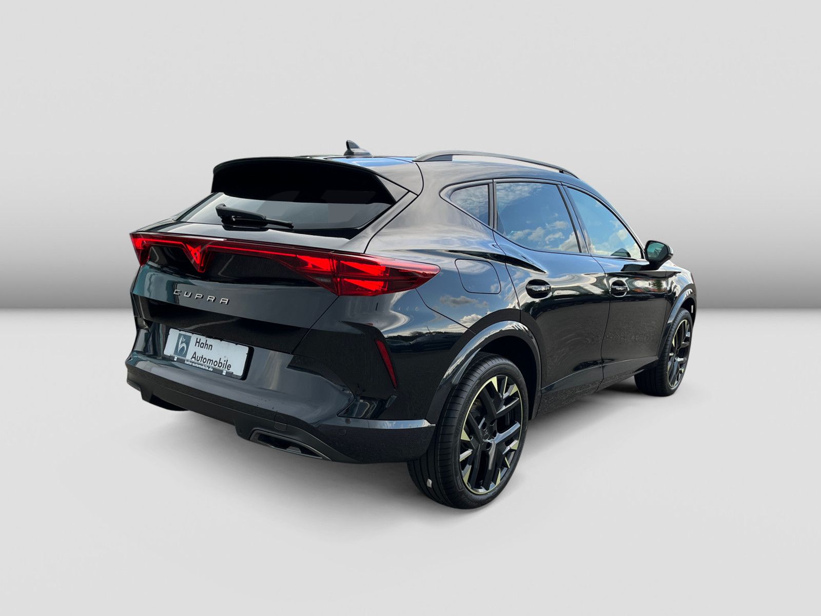 Cupra Formentor 1.5eTSI DSG Tribe Edition LED ACC Cam foto 4
