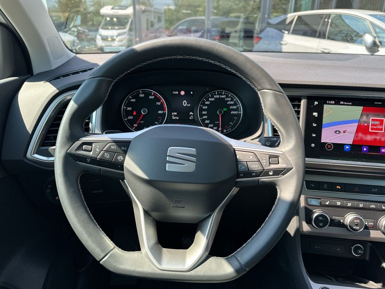 Fahrzeugabbildung SEAT Ateca Xperience 1.5 TSI ACT 150 PS DSG*AHK* - mit KI generiert/bearbeitet