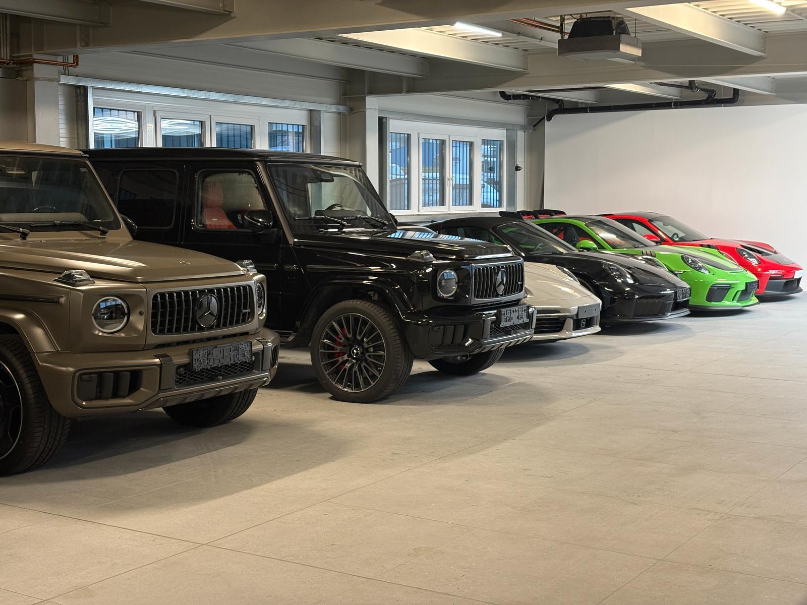 showroom-image-main