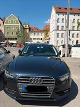 Audi A4 1.8 TFSI  BJ 2012 - Audi A4 mit Benzin-Antrieb: Limousine, 2.8