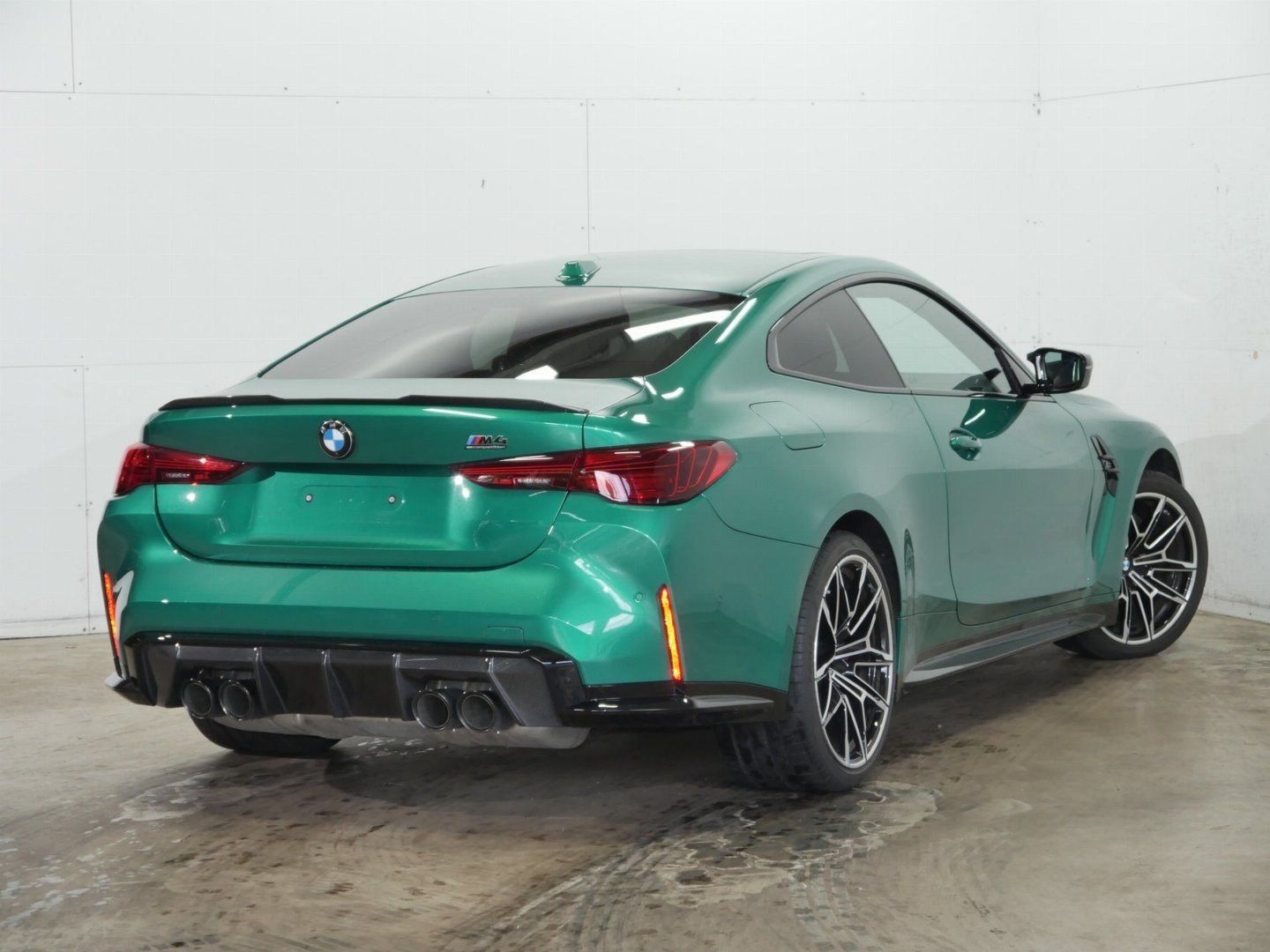 Fahrzeugabbildung BMW M4 Competition aktive Sitzbelüftung vorn, Glasda