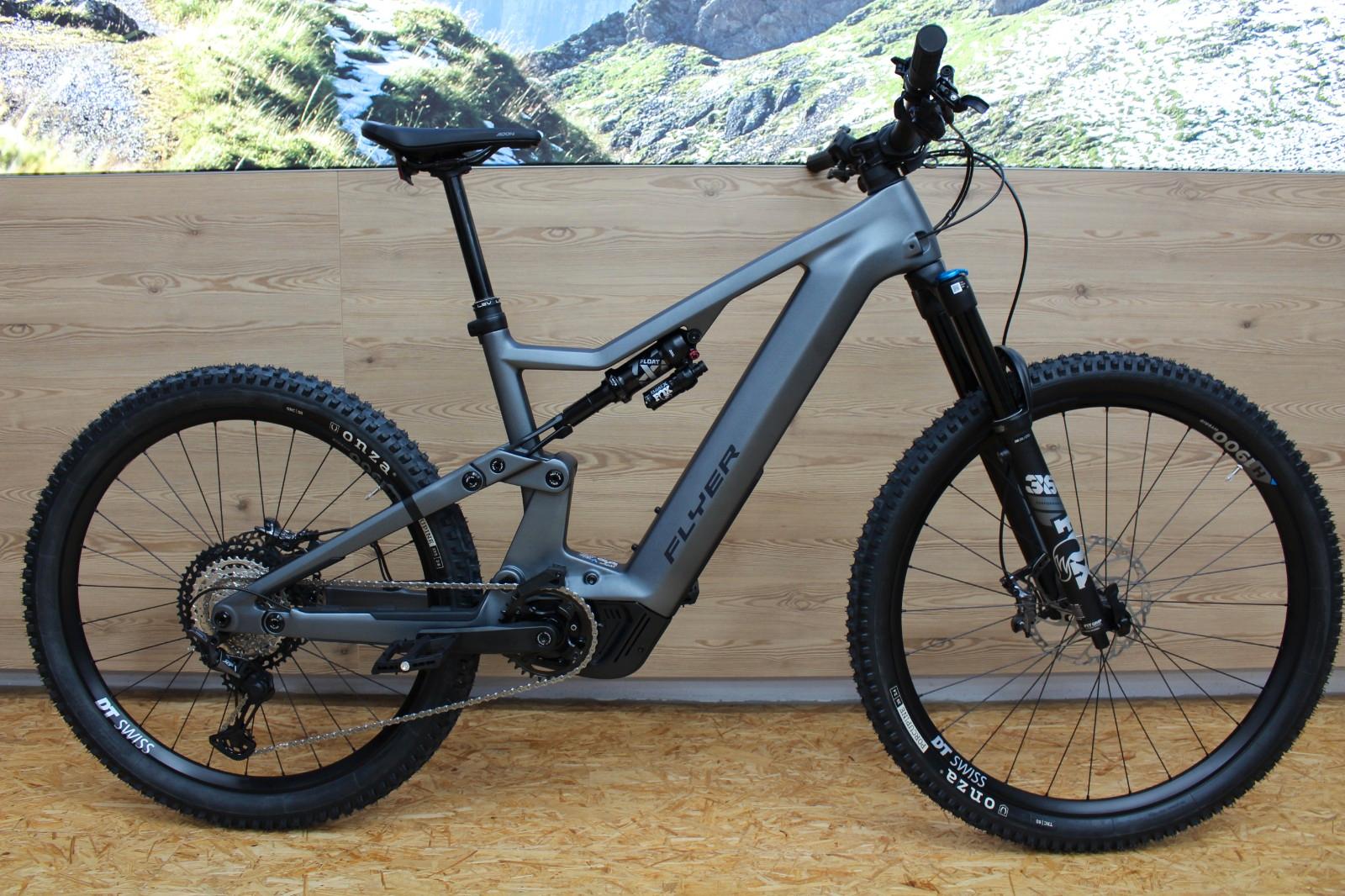 Flyer UprocX 8.70 Gr.M BlackShading Satin ==NEU==