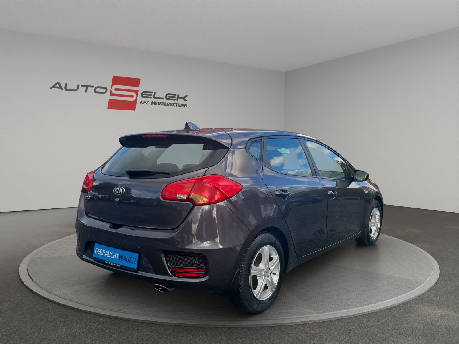 Fahrzeugabbildung Kia Cee'd Lenkradheizung/ NAVI/ RÜCKFAHRKAMERA