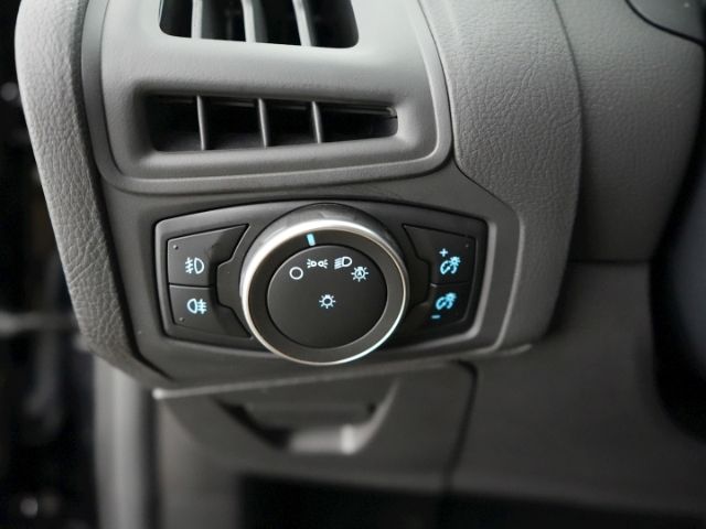 Focus TURNIER ST-LINE AT+BI-XENON+NAVI+WINTERPAK