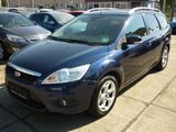Ford Focus 1,6 Turnier Viva PDC...! Tempomat...! - Ford Focus aus 2010: Viva