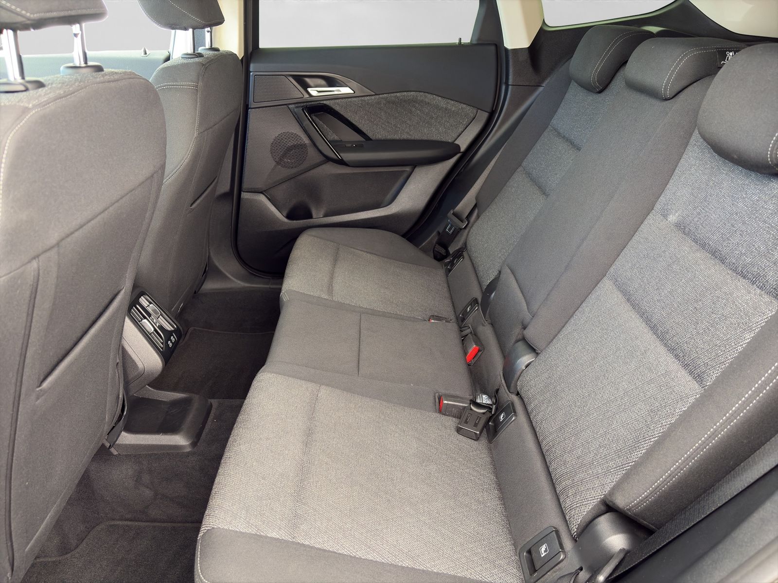 BMW X1 18d sDrive Automatik+LED+Kamera+HiFi+AHK foto 14