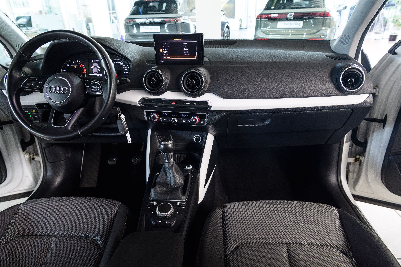 Fahrzeugabbildung Audi Q2 sport 1.6 TDI +LED +Bluetooth