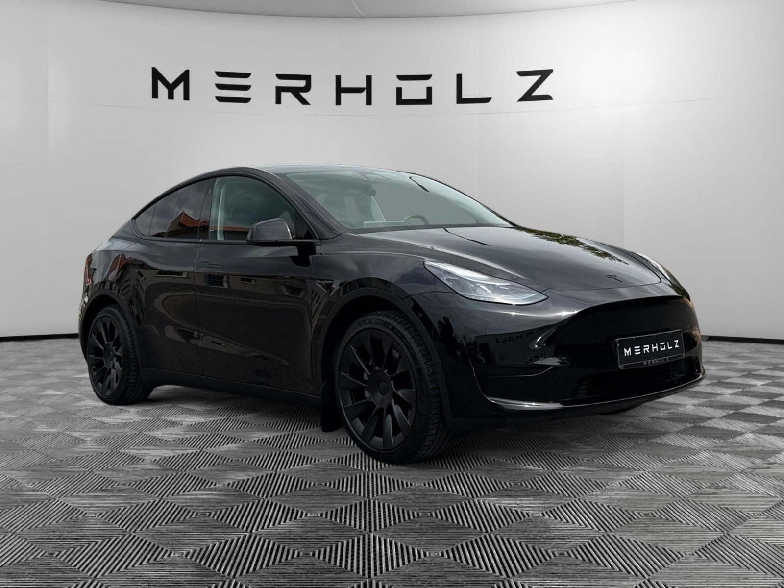 Tesla Model Y RWD Ryzen 1.Hand Hersteller foto 3