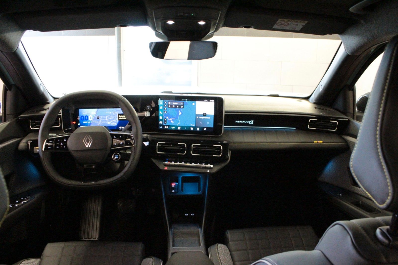 Fahrzeugabbildung Renault R 4 E-Tech 150 Comfort Range Iconic *Vollausst.*